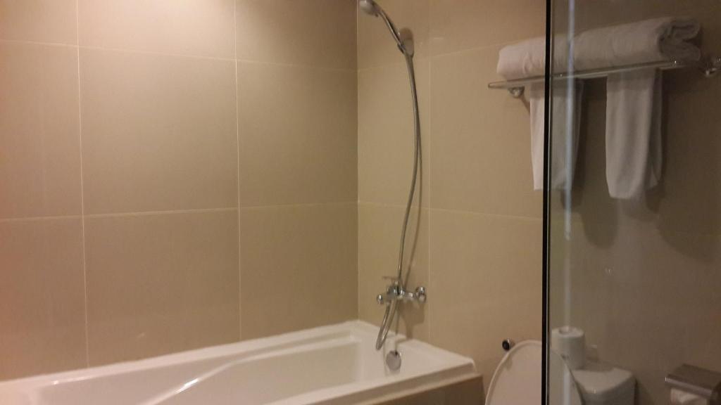 Atria Residences Gading Serpong Hotel
